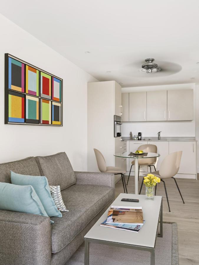 Q Square By Supercity Aparthotels Brighton Dış mekan fotoğraf