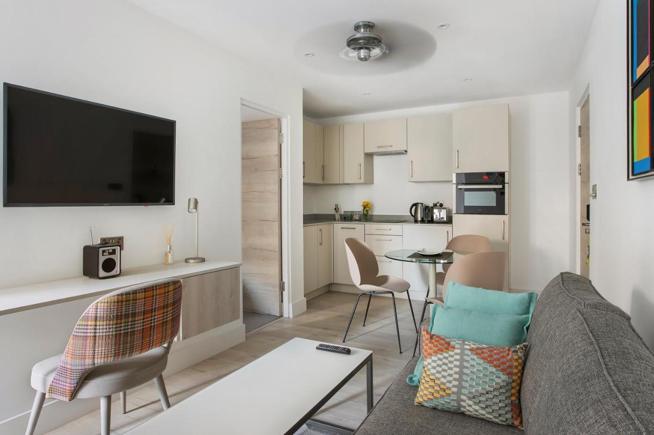 Q Square By Supercity Aparthotels Brighton Dış mekan fotoğraf